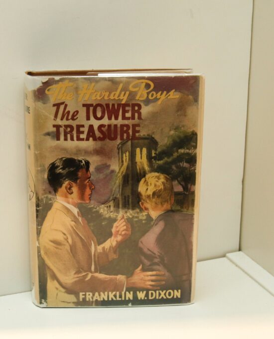 Hardy Boys #1 “The Tower Treasure” [1946] {{This is the 1946a-28 printing as per Carpentieri & Mular}} 6th signature (p. 155-186) is wrong