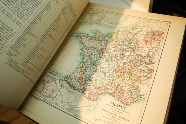 Antique atlas "The Latin Nations" [1903]  22 full color maps Cloth & leather bound large hardcover 12 x 15 1/2" France Spain Italy Explorers - Image 7