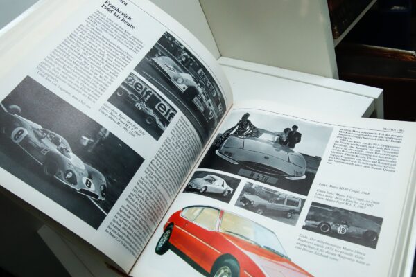 Autos of the World [1990] Motorcar encyclopedia First edition 608 pages 1,000s of photographs German language, no English - Image 9