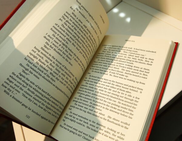 Richard Matheson "I Am Legend" [1995] Signed & numbered 40th anniversary edition in slipcase #334 of 500 - Image 7
