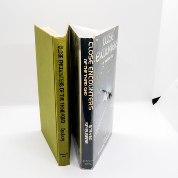 Steven Spielberg "Close Encounters of the Third Kind" First Edition Book Club vintage hardcover w/ dustjacket - Image 3