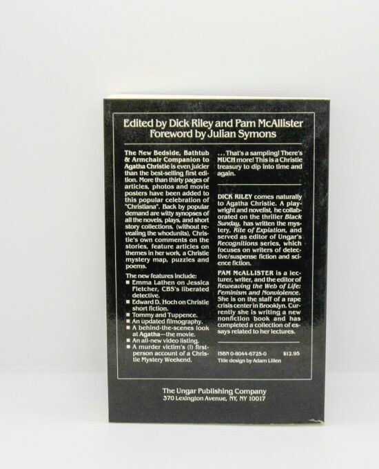 Agatha Christie “The Bedside, Bathtub, & Armchair Companion” First printing of revised edition 1986