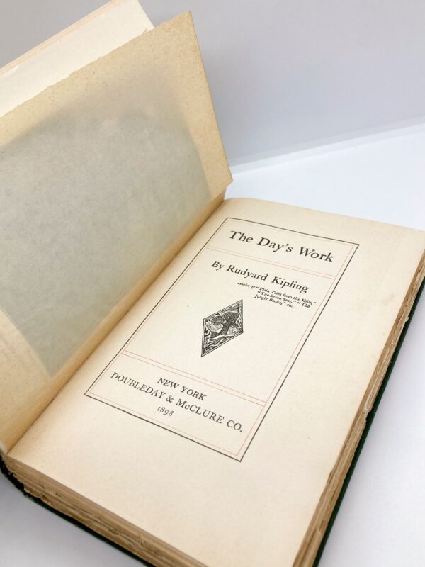 Illustrated Antique Book "The Day's Work" 1898 Rudyard Kipling 13 short stories First edition - Image 5