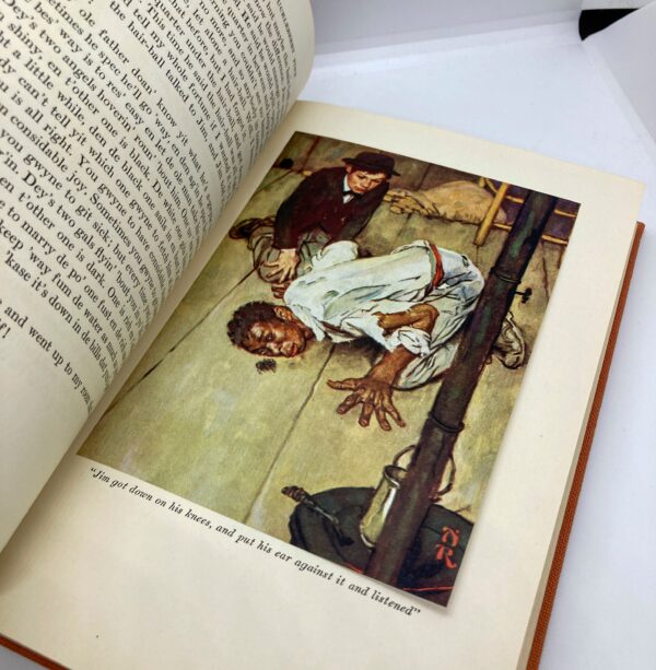 Mark Twain "The Adventures of Huckleberry Finn" c.1940 Cloth-wrapped vintage book Illustrated by Norman Rockwell Color and black and white - Image 9