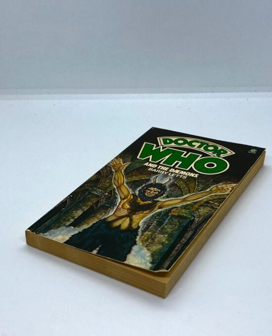 1982 Doctor Who episode novel “The Daemons”  Jon Pertwee as the Third Doctor Season 8 1971  Vintage British paperback