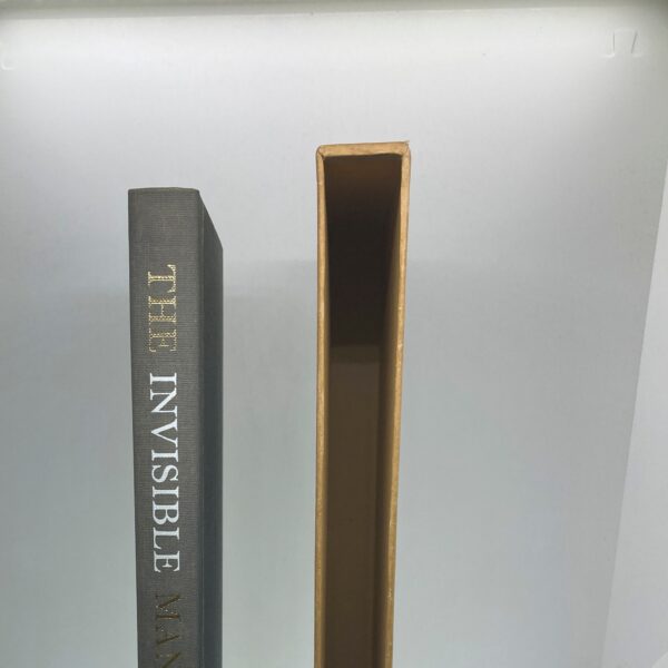 H.G. Wells "The Invisible Man" c.1967 Vintage cloth-wrapped quarto illustrated hardcover in a matching slipcase