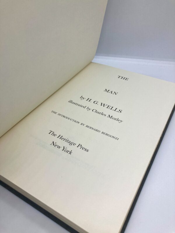H.G. Wells "The Invisible Man" c.1967 Vintage cloth-wrapped quarto illustrated hardcover in a matching slipcase - Image 3