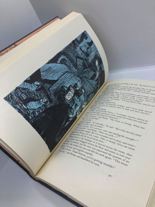 H.G. Wells "The Invisible Man" c.1967 Vintage cloth-wrapped quarto illustrated hardcover in a matching slipcase - Image 8
