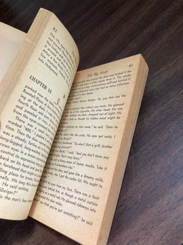 Raymond Chandler "The Big Sleep" Avon Library print 1943 Vintage early print paperback - Image 7