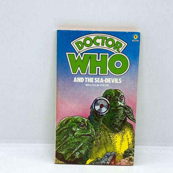1984 Doctor Who episode novel "The Sea-Devils"  Jon Pertwee as the 3rd Doctor Season 9 1972  Vintage British paperback