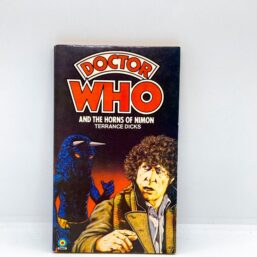 1984 Doctor Who novel "The Horns of Nimon" Tom Baker as the 4th Doctor Vintage British paperback Based on a 1979 episode