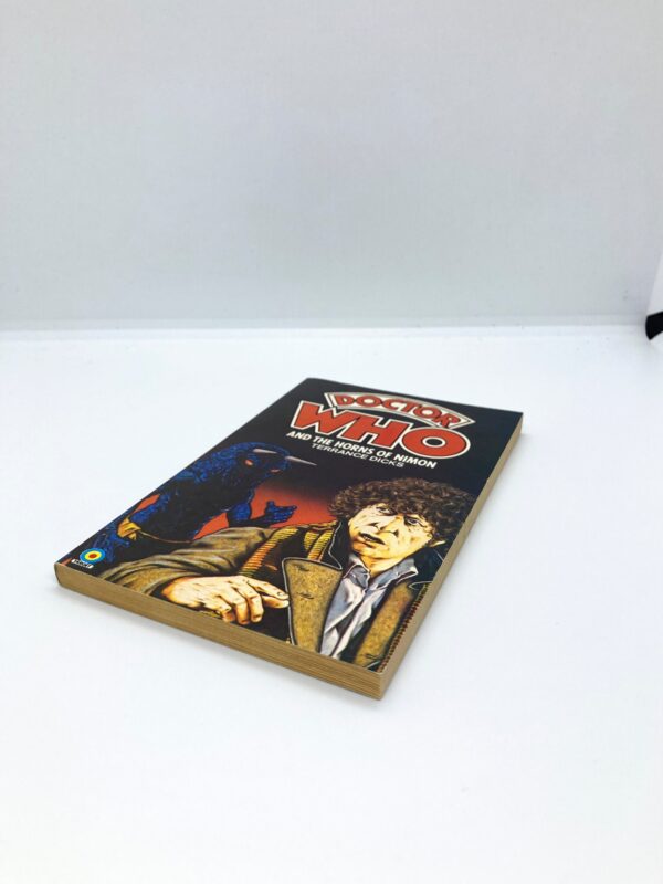 1984 Doctor Who novel "The Horns of Nimon" Tom Baker as the 4th Doctor Vintage British paperback Based on a 1979 episode - Image 2