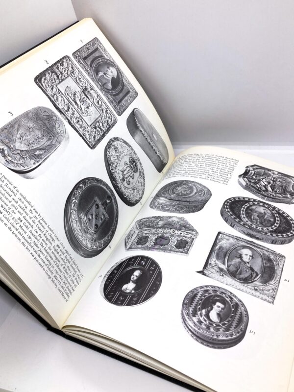 Snuff Boxes 1730-1830 1966 First edition cloth-wrapped hardcover Clare le Corbeillo - Image 10
