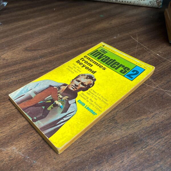 Keith Laumer "The Invaders 2: Enemies From Beyond" 1967 First edition vintage paperback
