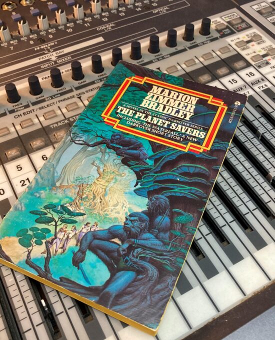 Marion Zimmer Bradley “The Planet Savers” 1976 Darkover Series 2 shorts