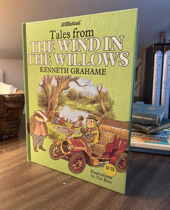 The Wind in The Willows 1983 Kenneth Grahame Illustrated by Val Biro Vintage hardcover British printing