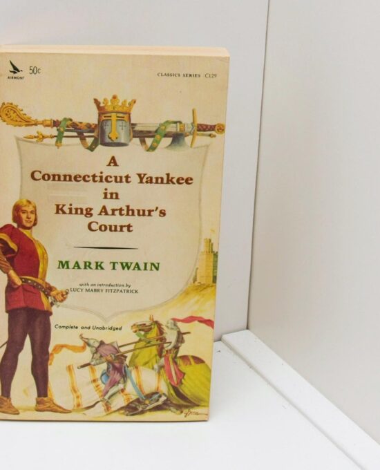 Mark Twain “A Connecticut Yankee in King Arthur’s Court” Vintage Paperback c.1964 Pristine condition