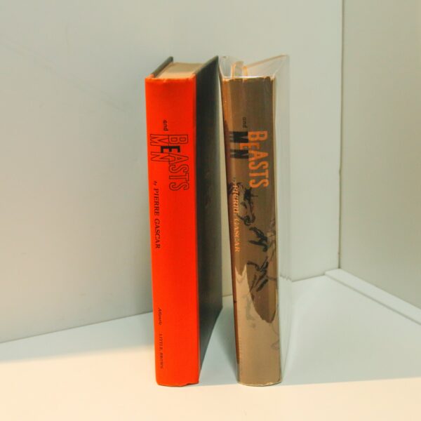 Beasts and Men First edition hardcover [1956] Pierre Gascar Vintage hardcover in two-tone cloth wrapped boards - Image 3