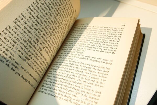 Beasts and Men First edition hardcover [1956] Pierre Gascar Vintage hardcover in two-tone cloth wrapped boards - Image 9