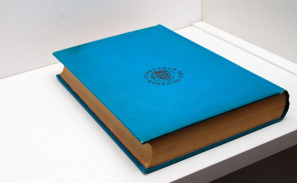 Children's Bookshelf "The Three Musketeers" [c. 1931]  cloth wrapped hardcover Illustrated by Edward Robbins Higgins - Image 10