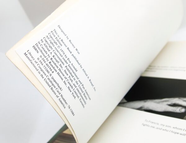 Eve Arnold "The Unretouched Woman" 1976 First edition paperback photography book Full-color & black and white photographs - Image 4