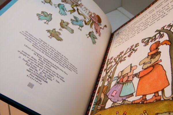Tomie de Paola "Helga's Dowry" 1977 1st edition picture story book in original dust jacket - Image 5