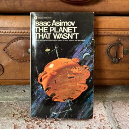 First Edition Isaac Asimov Sci-Fi Essays: "The Planet That Wasn't" 1977 Paperback