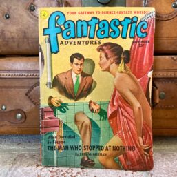 Vintage fantasy science fiction pulp magazine Fantastic Adventures November 1951