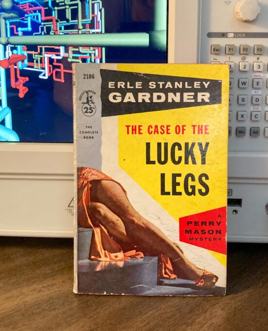 Perry Mason Mystery “The Case of the Lucky Legs” Pocket Book 1956 paperback