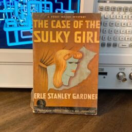 Perry Mason Mystery "The Case of the Sulky Girl" Pocket Book 1941 paperback
