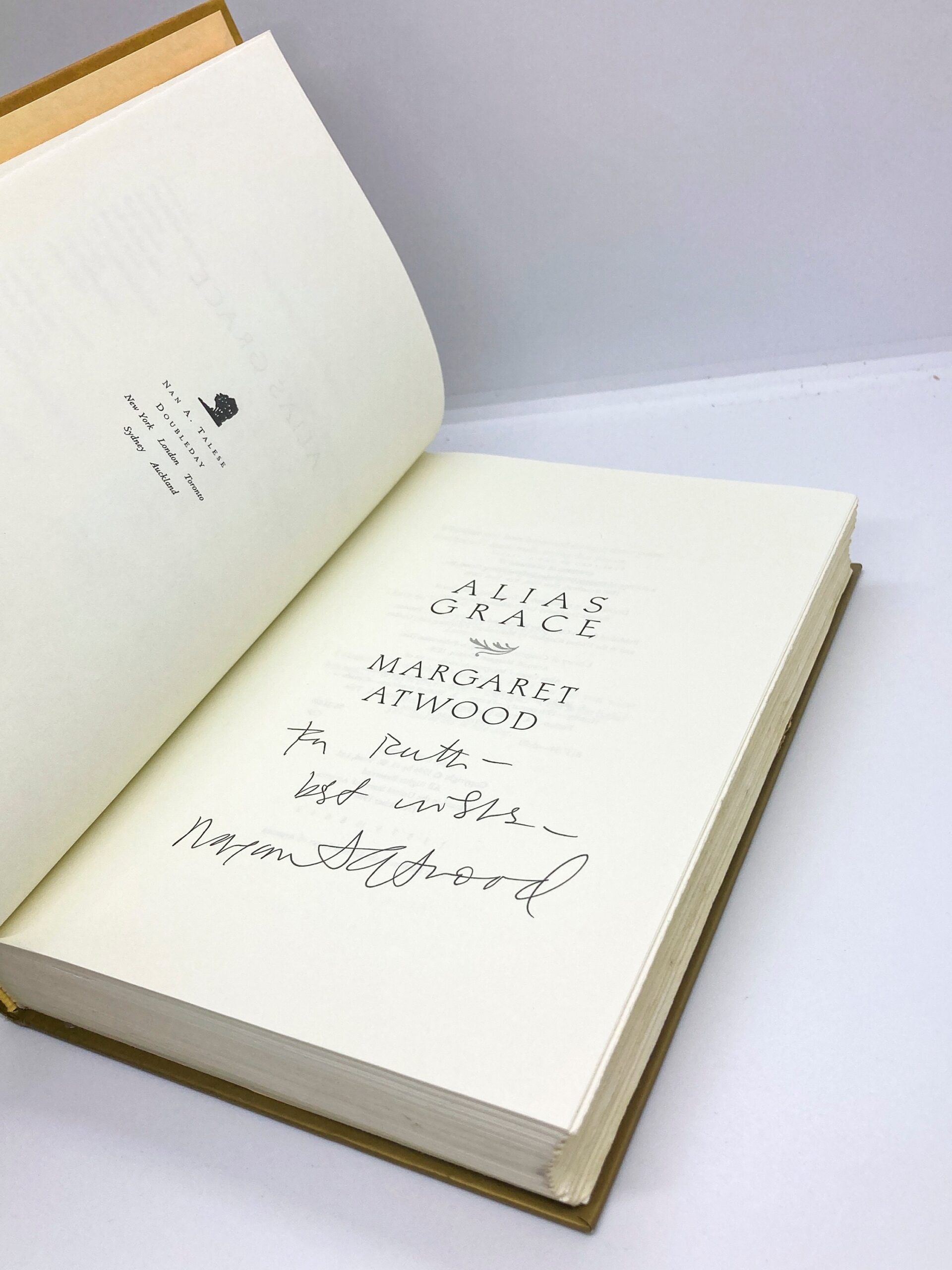 Margaret Atwood Signed 1st Edition "Alias Grace" Vintage hardcover 1996 - Image 6