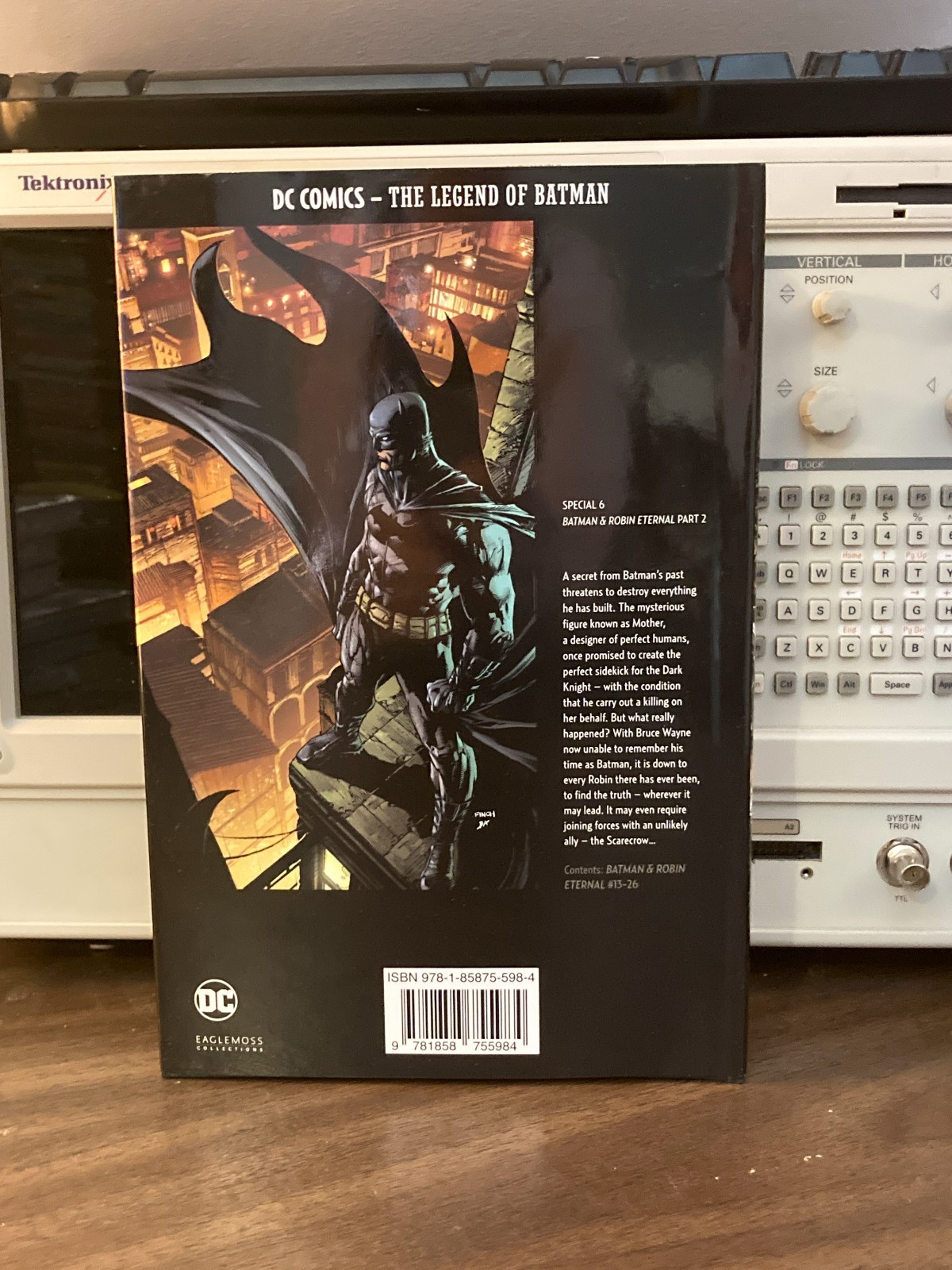 DC Legend of Batman & Robin Eternal Part 2 2019 NEW UNREAD copy 1st edition - Image 2