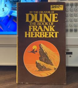 Frank Herbert "The Book Of" c.1974 vintage paperback Short story anthology
