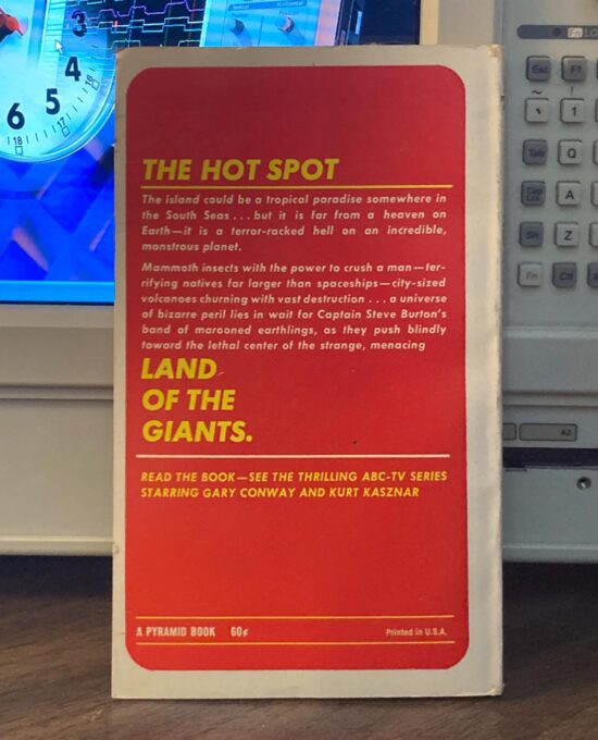 Land of the Giants “The Hot Spot” Murray Leinster 1969 First edition vintage paperback