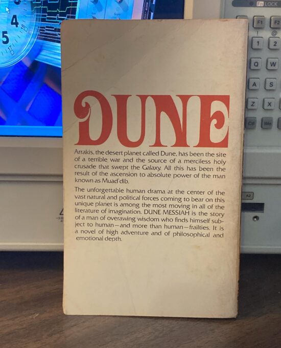 Arthur C. Clarke “Earthlight” 1977 vintage paperback