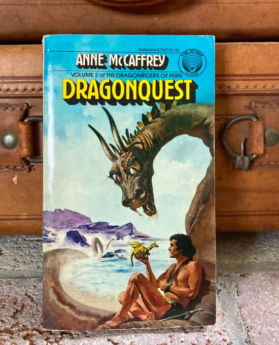 Anne McCaffrey “Dragonquest” 1977 Vintage paperback Dragonriders of Pern book 2