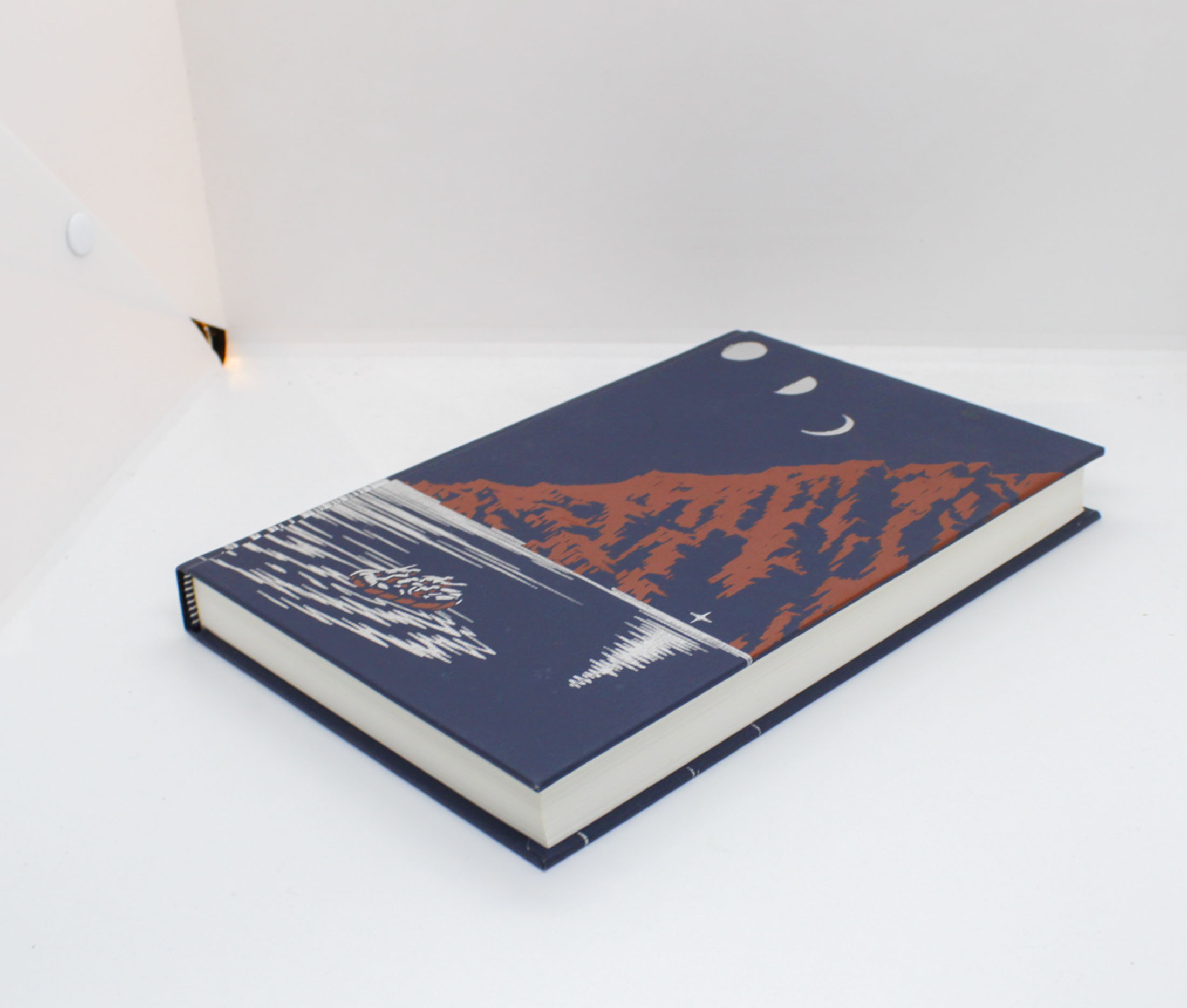 Ill Met by Moonlight Folio Society 2001 - Image 3