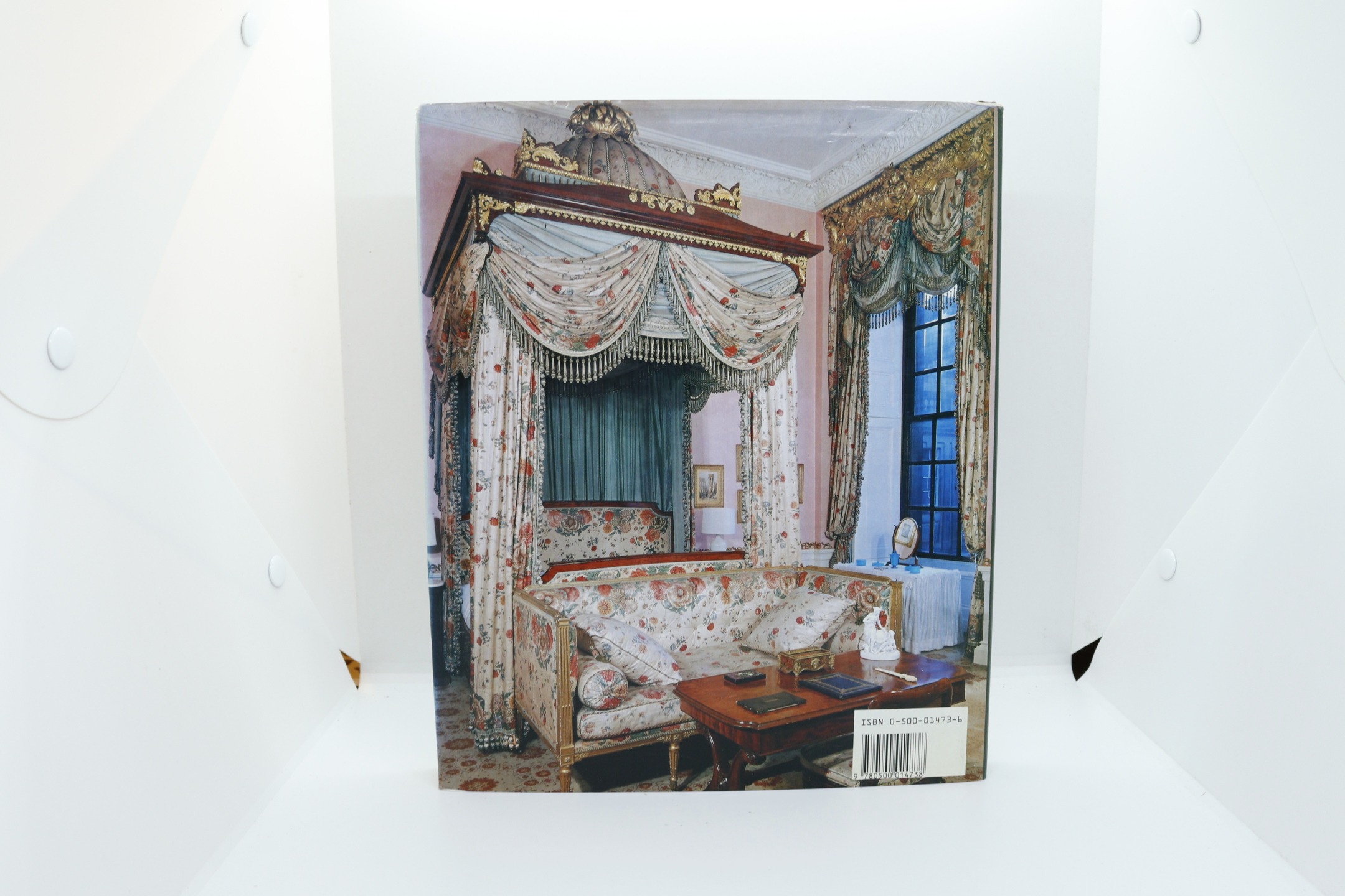 English and American Textiles: From 1790 to the Present - Hudson Fine Books