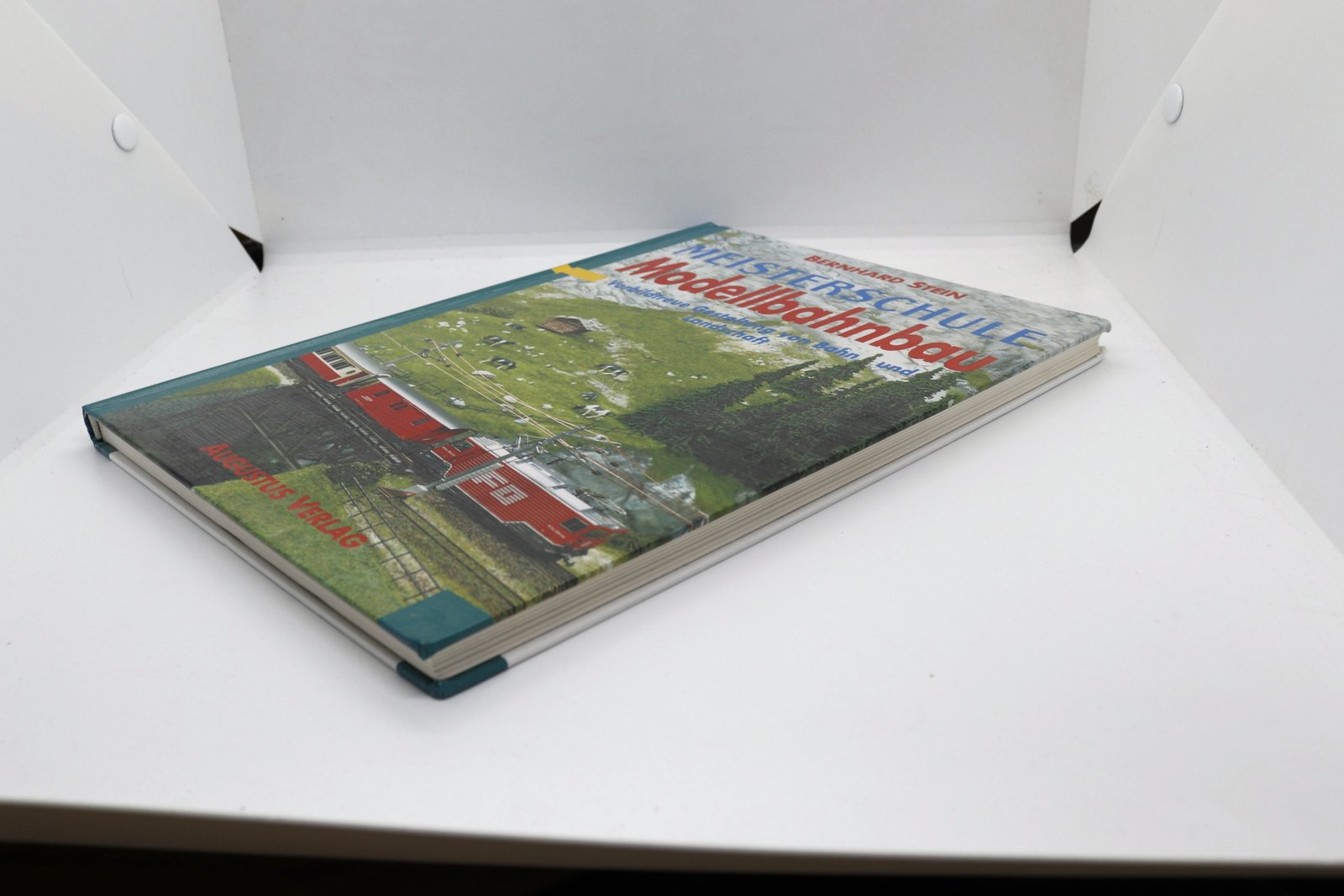 Meisterschule Modellbahnbau: Vorbildtreue Gestaltung von Bahn und Landschaft - Hudson Fine Books
