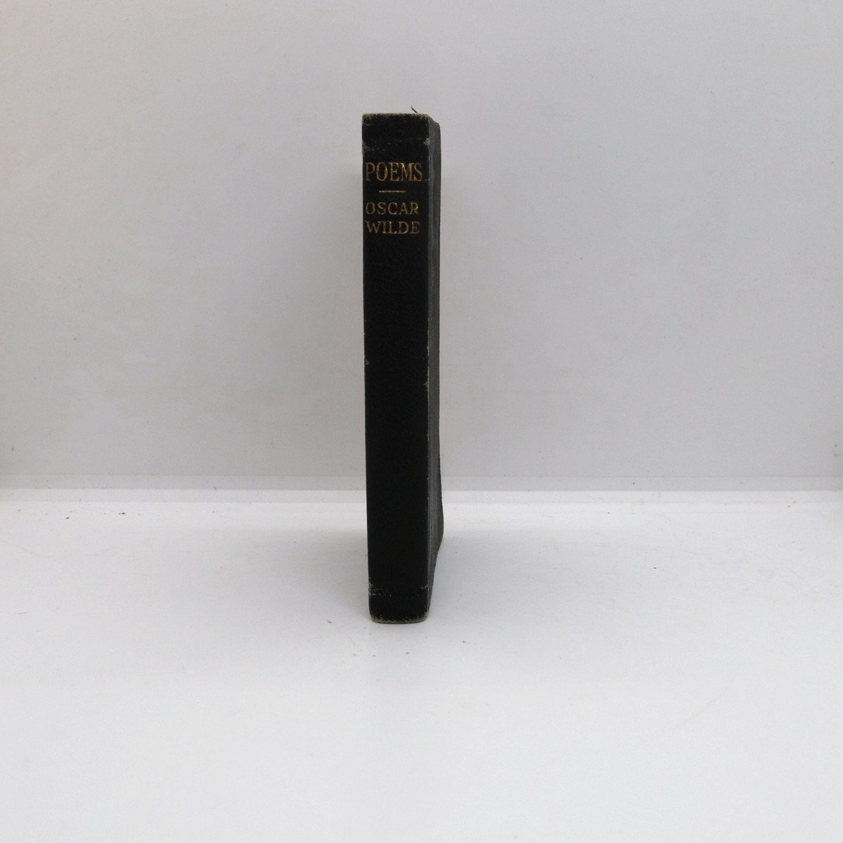 Poems of Oscar Wilde - Hudson Fine Books