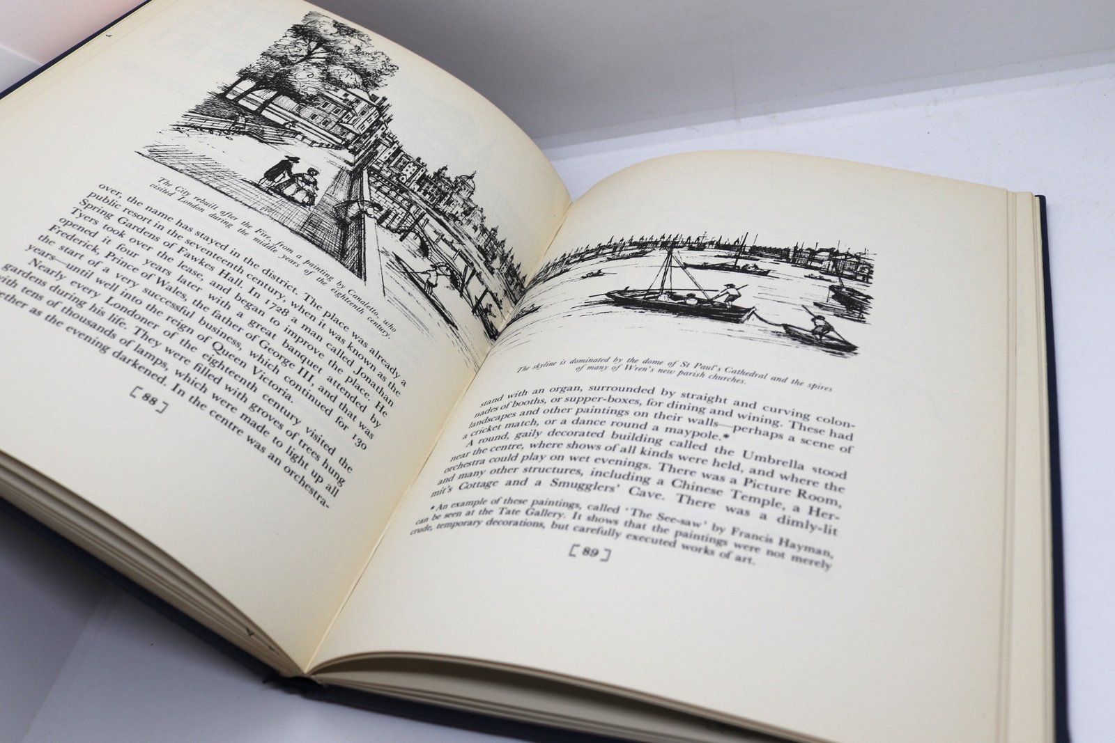 London's River: The Story of a City - Hudson Fine Books