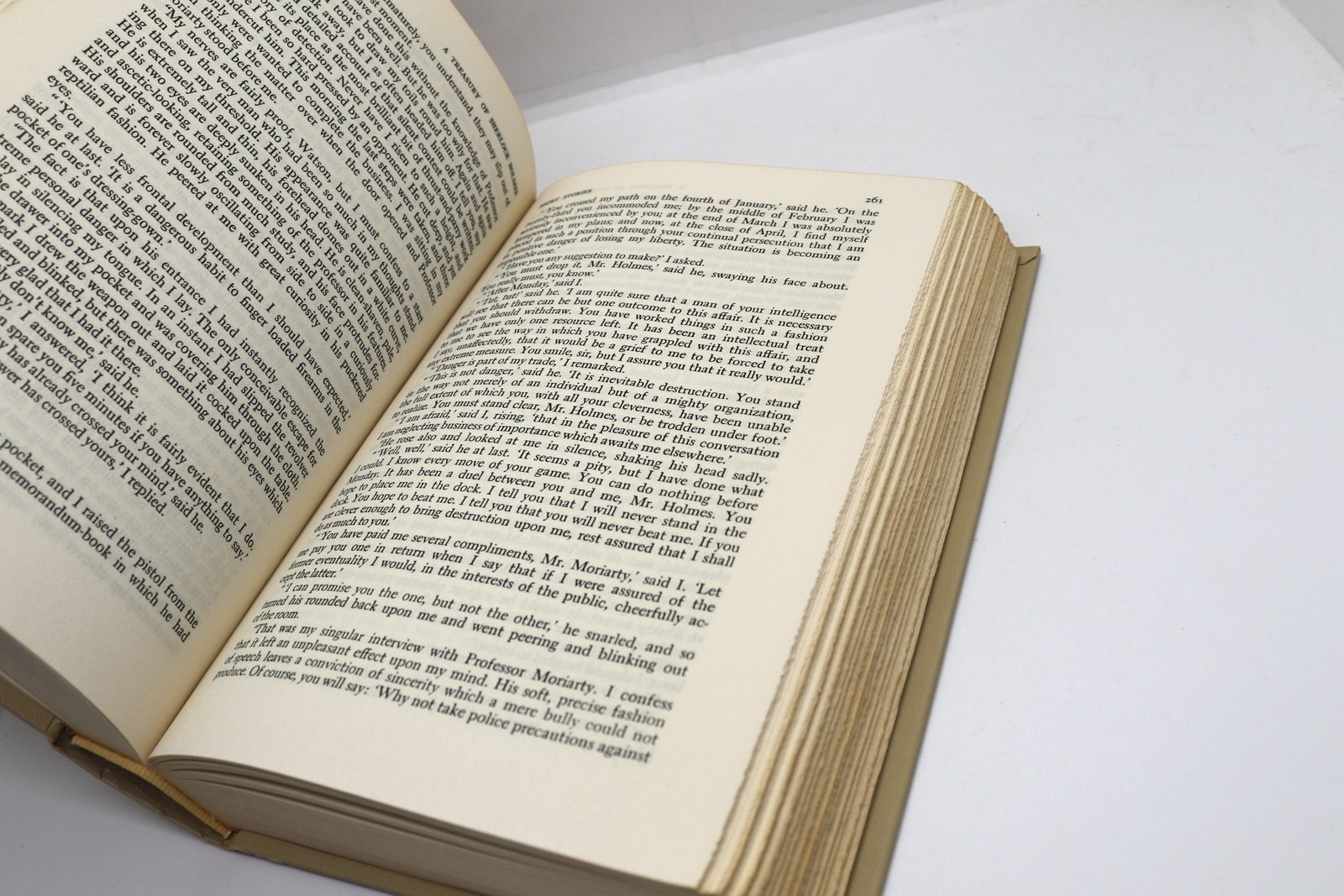 A Treasury of Sherlock Holmes - Hudson Fine Books