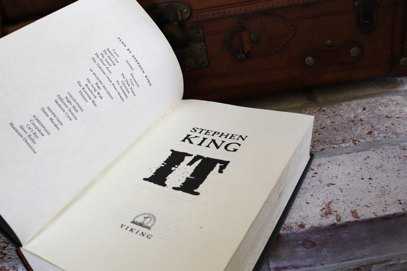 IT - Hudson Fine Books