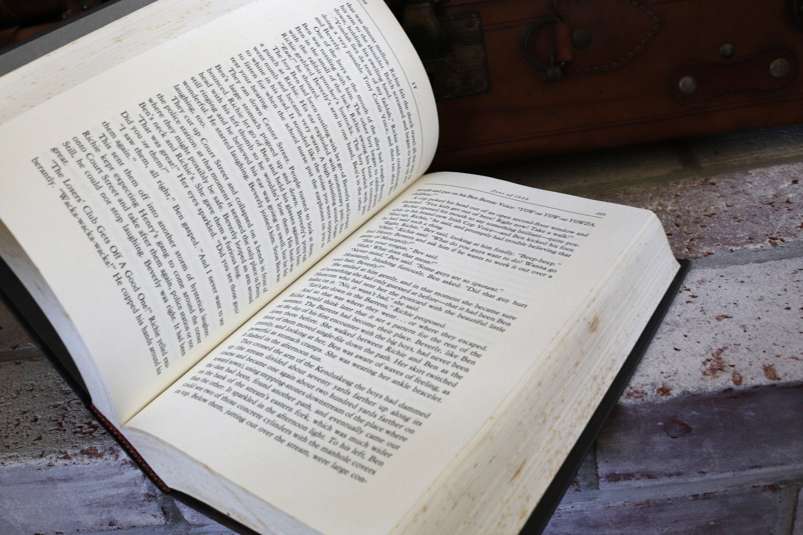 IT - Hudson Fine Books