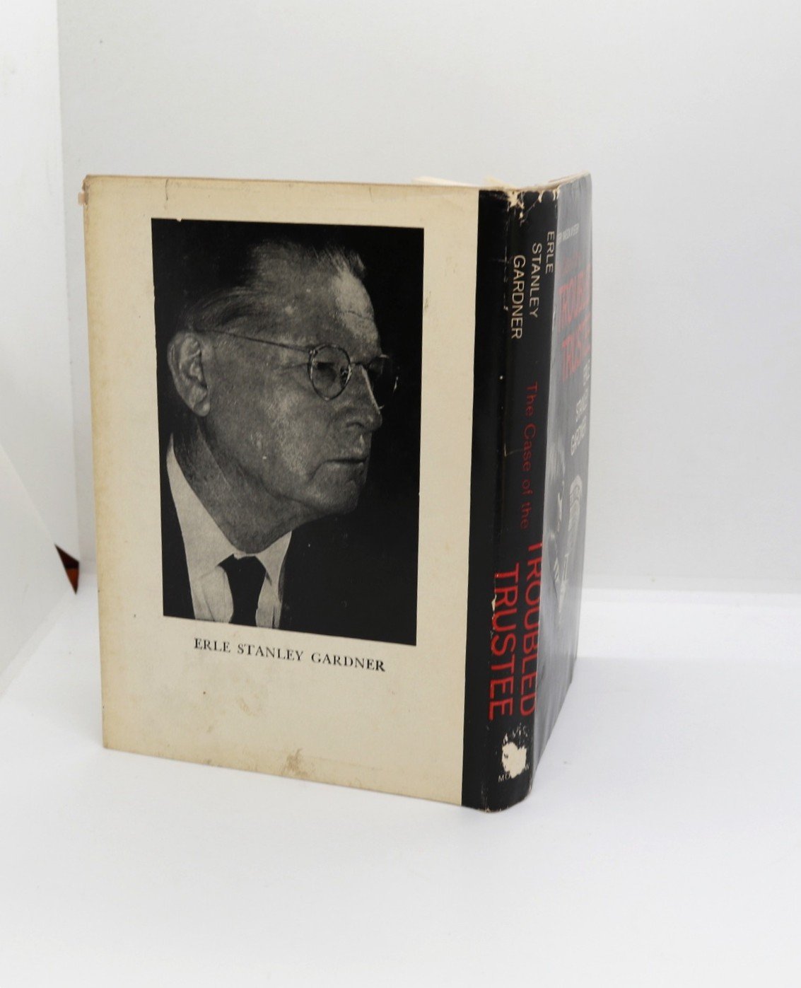 The Case of the Troubled Trustee - Hudson Fine Books
