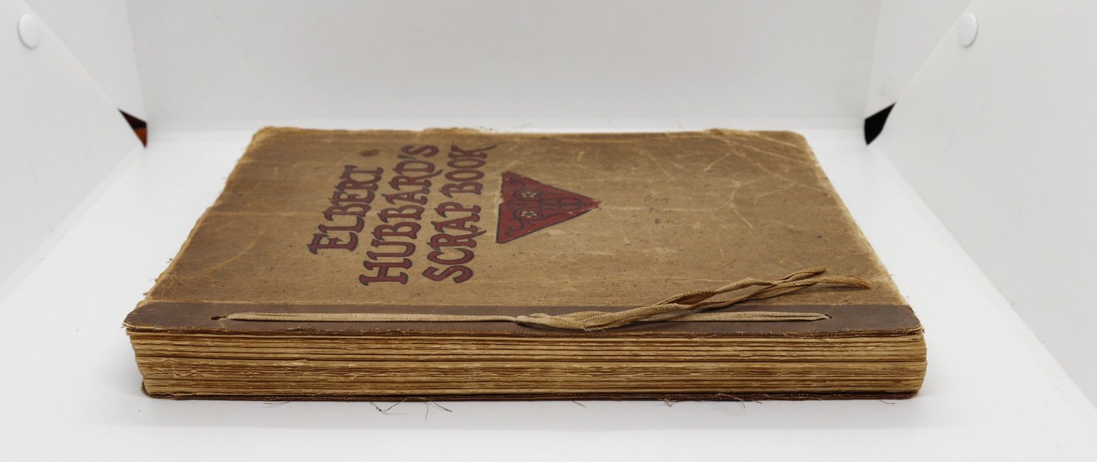 Elbert Hubbard's Scrap Book - Hudson Fine Books